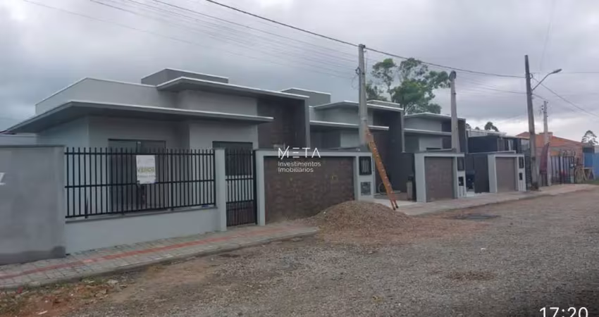 Casa geminada com piscina em itajubá ii, barra velha/sc