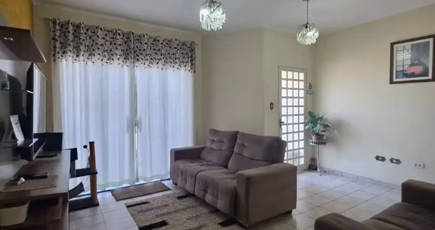 Excelente sobrado à venda em localização estratégica do  jardim altos do itavuvu
