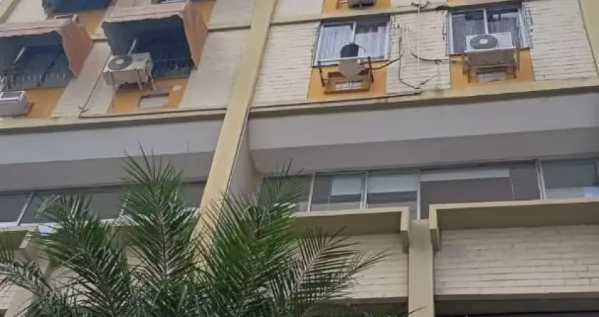 Localização privilegiada no coração do ingá, apartamento 03 quartos (01 suíte), varanda e com excelente infraestrutura de receber (piscina, sauna, churrasqueira, playground, quadra poliesportiva)