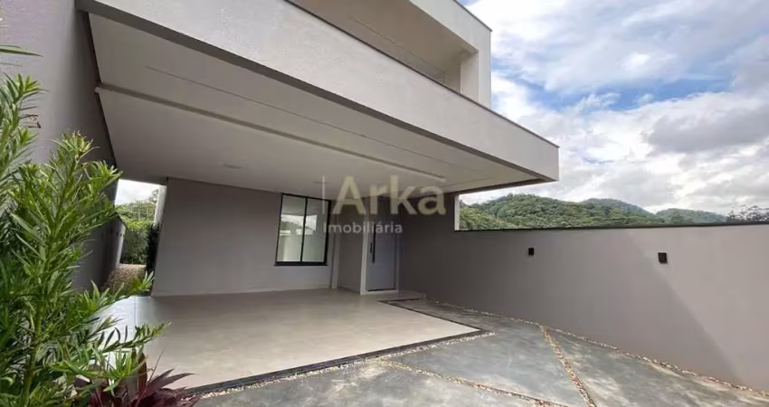 Geminado duplex com piscina no bairro três rios do norte, jaraguá do sul