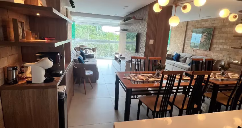 Belíssimo apartamento com 3/4 sendo 1 suíte, nascente, fino acabamento, 2 vagas