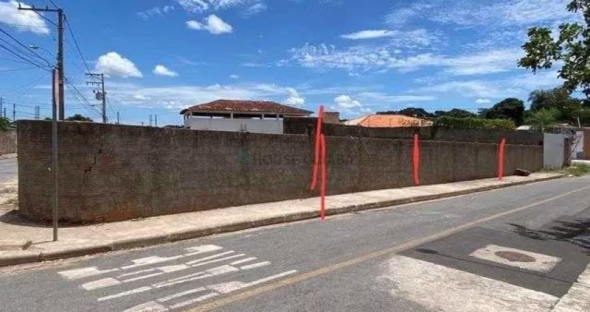Terreno Grande de Esquina