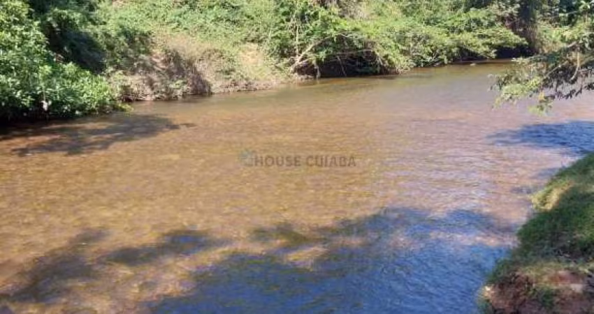 chácara de 5 mil M² no condomínio águas claras na região da cidade da Guia MT