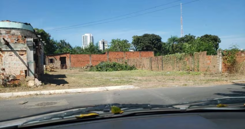 Terreno próximo ao parque das aguas
