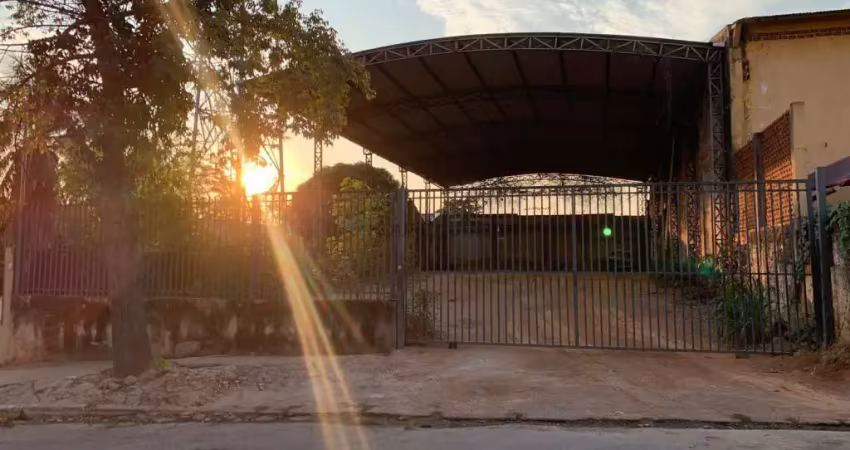Barracão / Galpão / Depósito à venda na Avenida Djalma Ferreira de Souza, sn, Morada do Ouro, Cuiabá