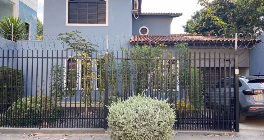 Casa a venda no bairro Shangri-la