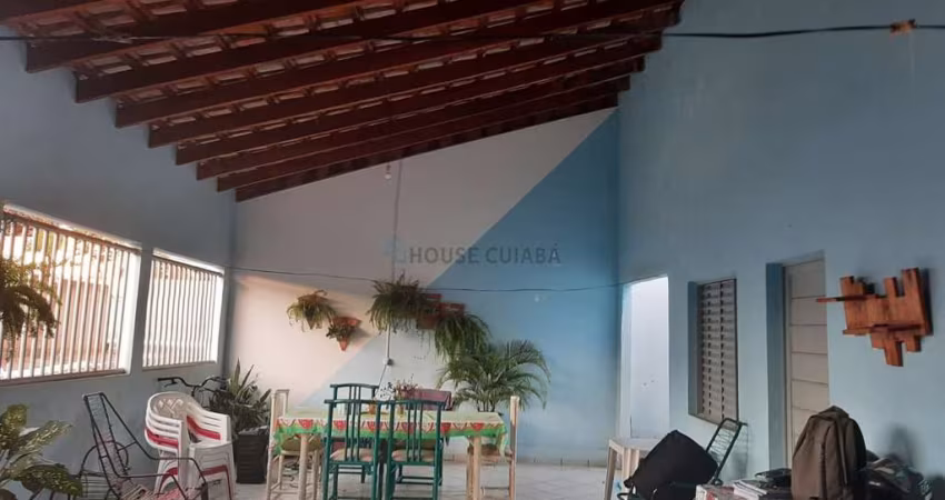 Vendo Casa 2 Quartos - Condomínio Fechado - Jd. Vitória