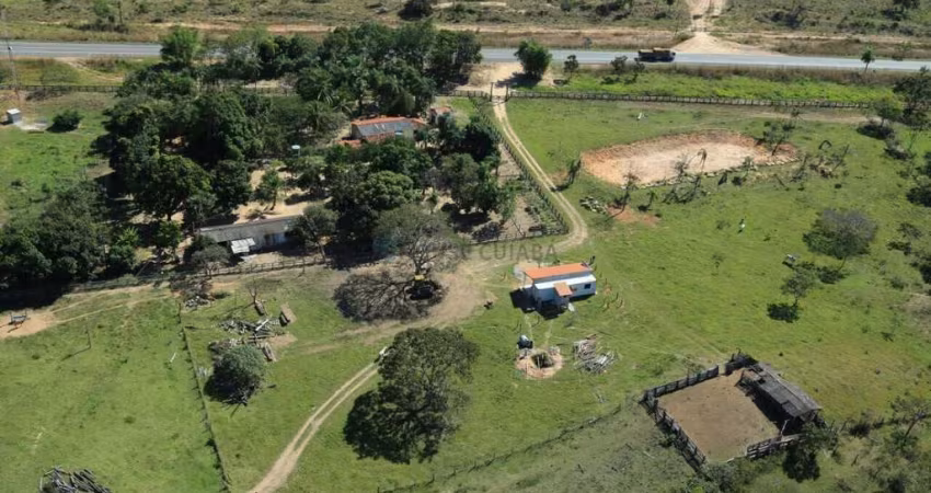 Fazenda com 344 hectares, nas margens da BR 070 sentido a cidade de Cáceres MT.