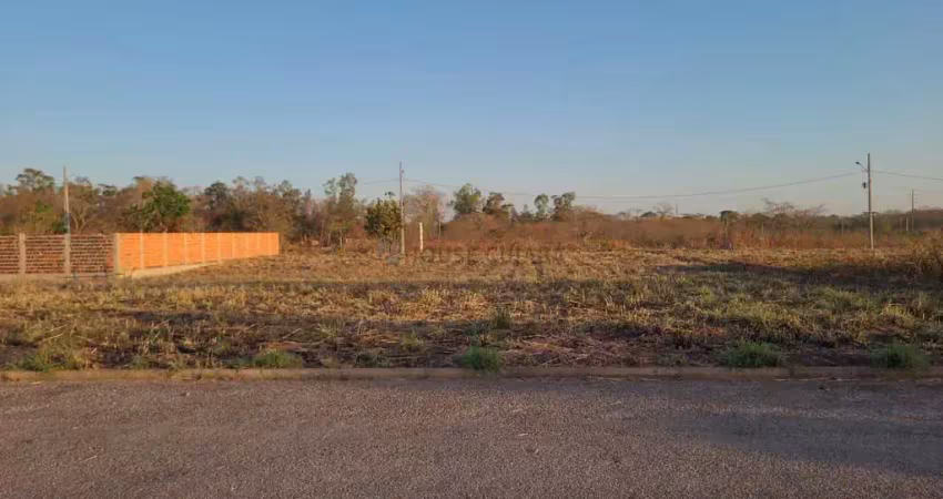 Terreno de 500m2 no loteamento parque das águas em várzea grande