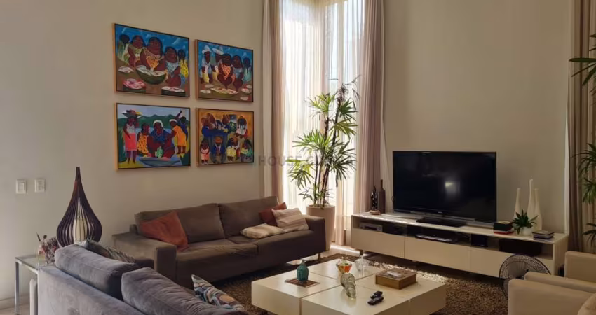 Vendo Linda Casa 3 quartos no Alphaville - Alto padrão