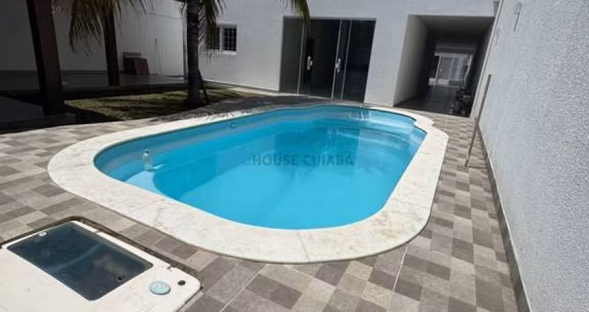 Belíssima casa à venda no Santa Cruz II