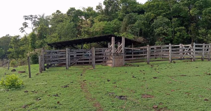 sítio de 43 hectares na região da água fria
