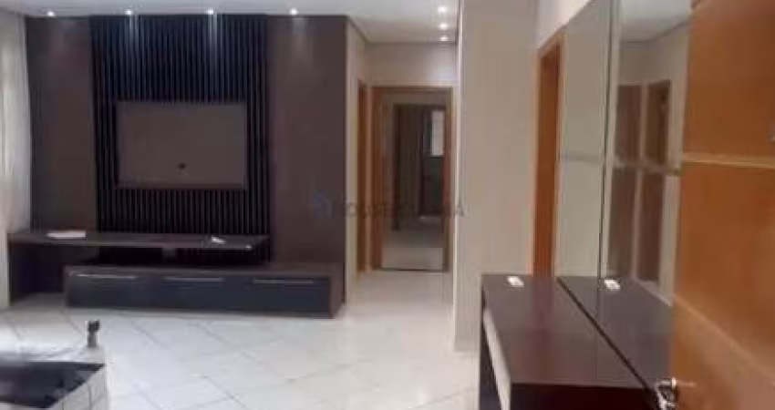 Aluga - se Execelente Apartamento - Edifício Park Residence