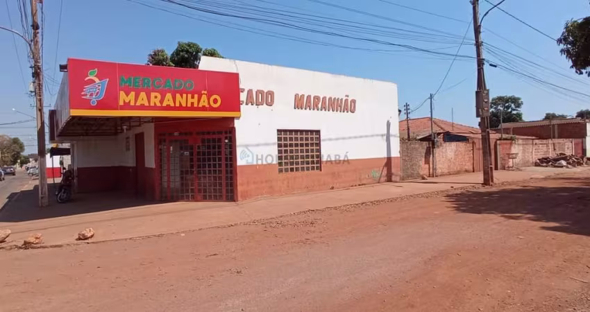 Casa e mercado no São Matheus