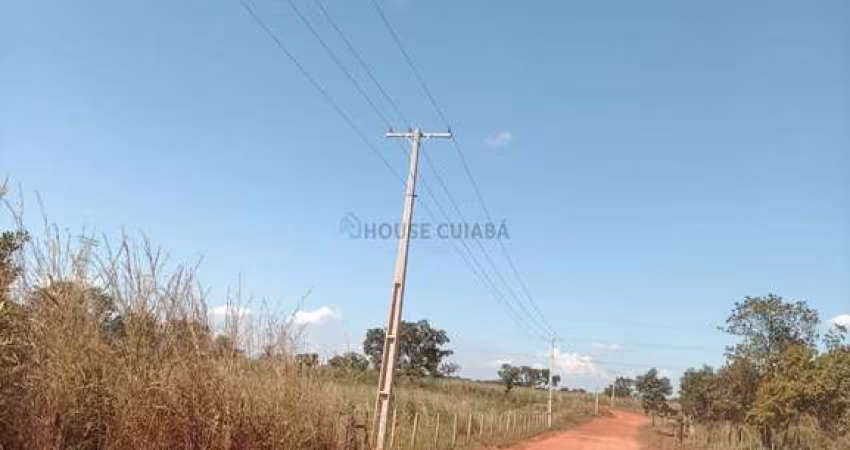 Chácara 4 hectares próxima do trevo do lagarto na cidade de Várzea Grande, MT.