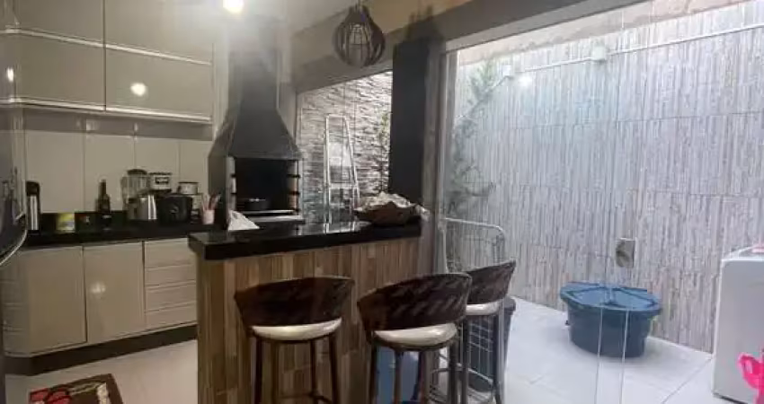 CASA A VENDA NO CONDOMINIO RIO JANGADA