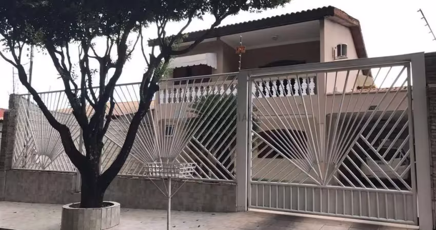 Casa com 3 quartos à venda na Avenida Carmindo de Campos, S N, Jardim Tropical, Cuiabá