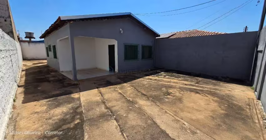 Casa com 2 quartos para alugar na Rua 79, 01, CPA III, Cuiabá