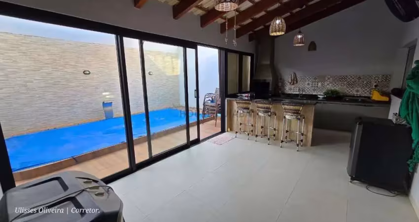 Casa sobrado em condomínio proximo ao centro político