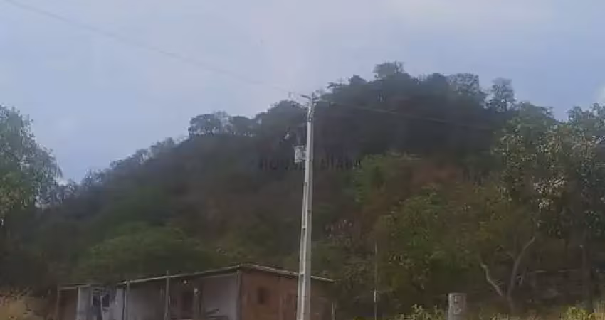 Vendo uma fazenda com 150 hectares próximo das águas quentes mt