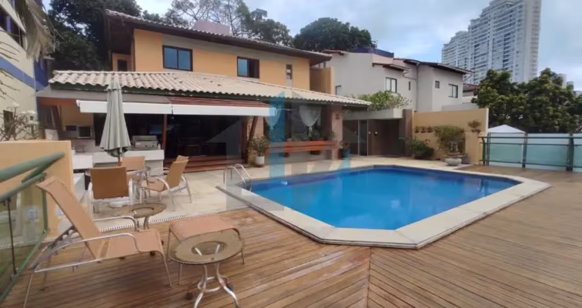 Casa em condomínio fechado com 4 quartos à venda na Rua Professor Basílio Catalá Castro, 7, Candeal, Salvador