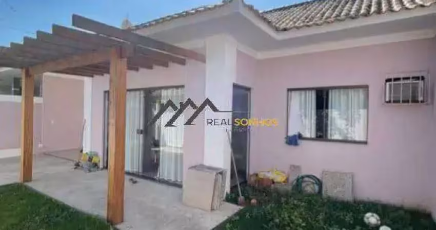 Casa linear em excelente localização - pontinha- araruama/rj