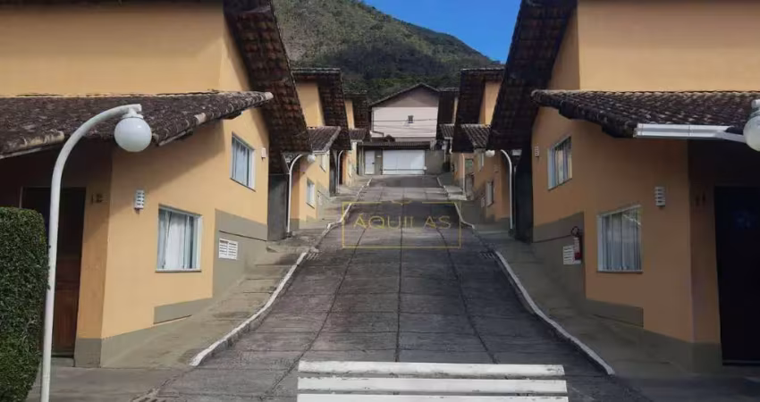 Casa com 2 dormitórios à venda, 52 m² por r$ 369.000,00 - araras - teresópolis/rj