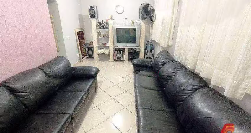 Casa com 100 m², 2 dormitórios sendo 1 suíte e 4 vagas na vila formosa