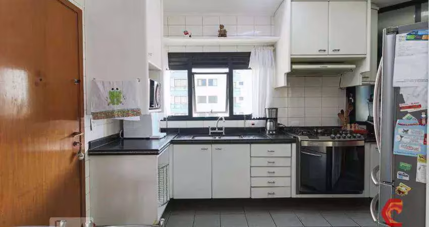 Apartamento com 127 m², 3 dormitórios sendo 1 suíte e 2 vagas no tatuapé