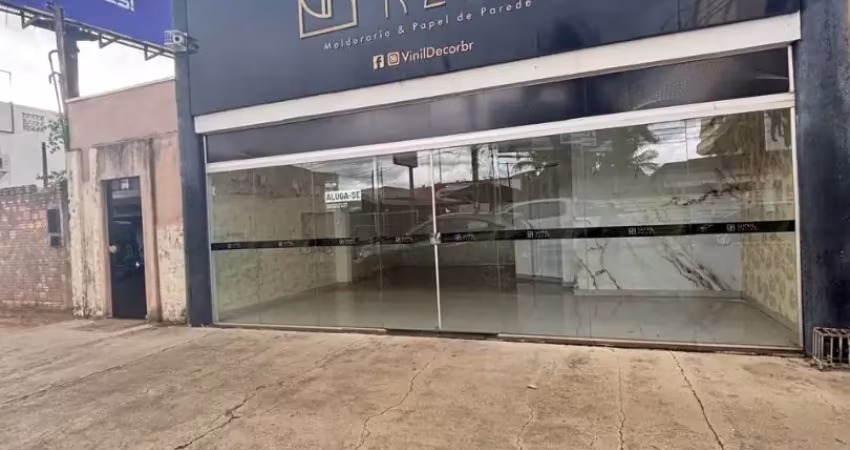 Sala comercial para locação ótima localização, na avenida carlos gomes.