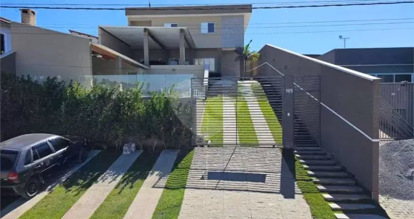 Casa em condomínio fechado com 4 quartos à venda no Centro, Igaratá 