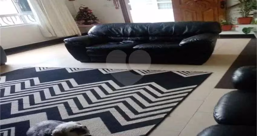 Casa com 3 quartos à venda na Rua Coelho Neto, Marapé, Santos