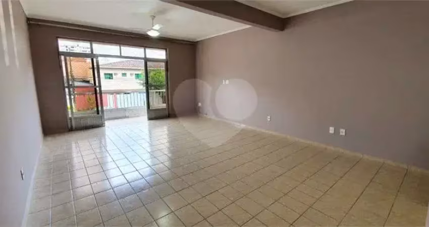 Casa com 3 quartos à venda na Rua José Gonçalves da Mota Jr., Vila Belmiro, Santos