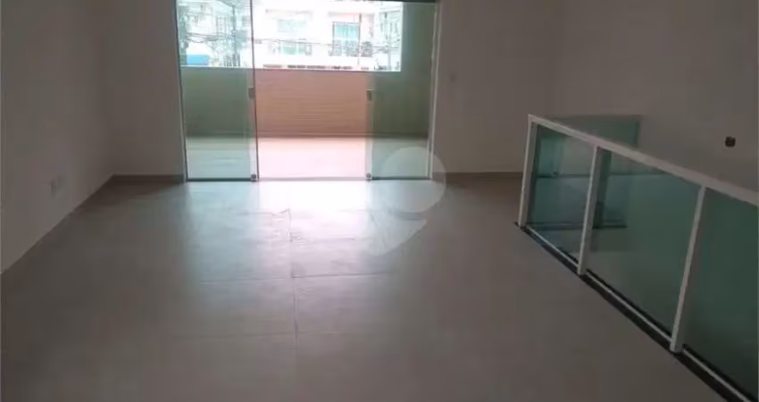 Casa com 3 quartos à venda na Rua João Caetano, Campo Grande, Santos