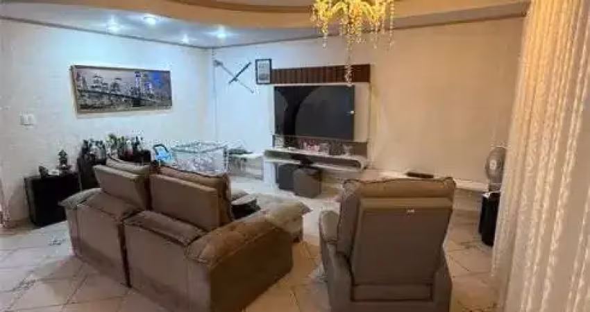 Casa com 5 quartos à venda na Rua Visconde de Cayru, Campo Grande, Santos