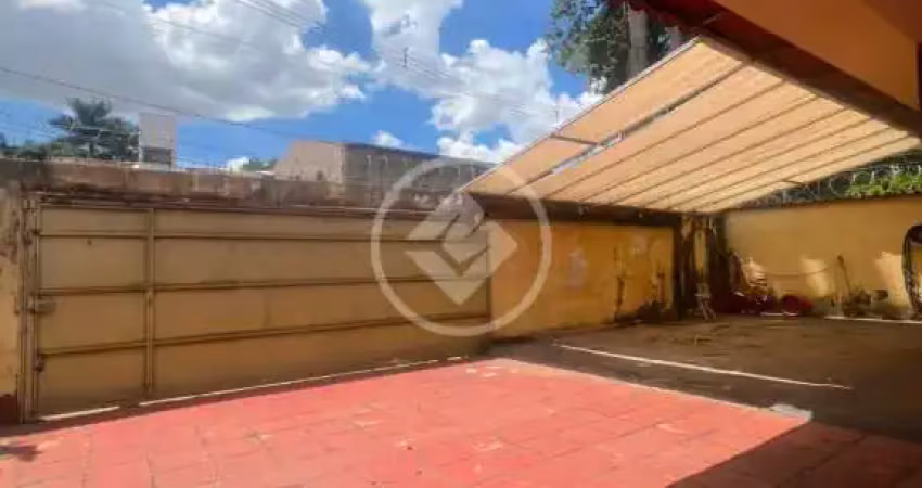 Casa com 4 quartos para alugar na Rua 120, Setor Sul, Goiânia