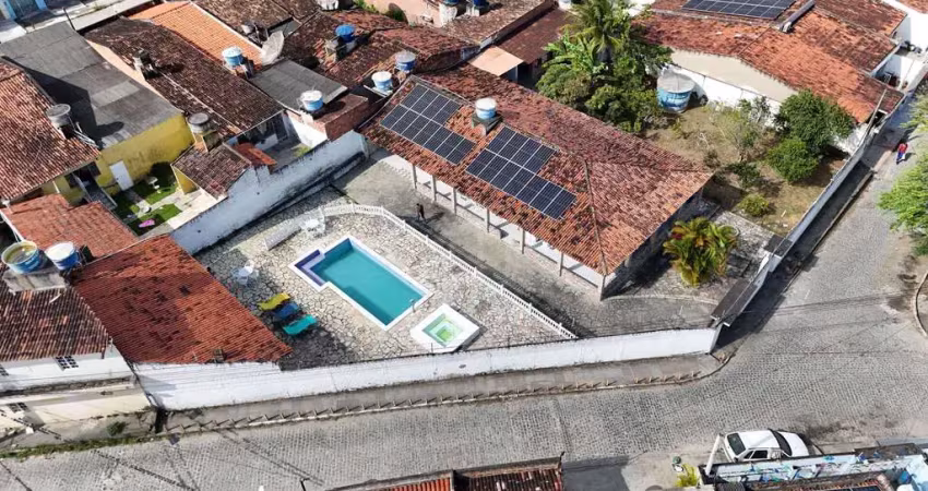 Casa com 4 quartos à venda na Rua José Virgínio de Farias, Santo Antônio, Gravatá