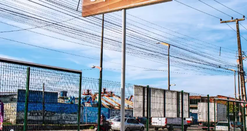 Ponto comercial com 1 sala para alugar na Avenida General Osório de Paiva, 4519, Siqueira, Fortaleza
