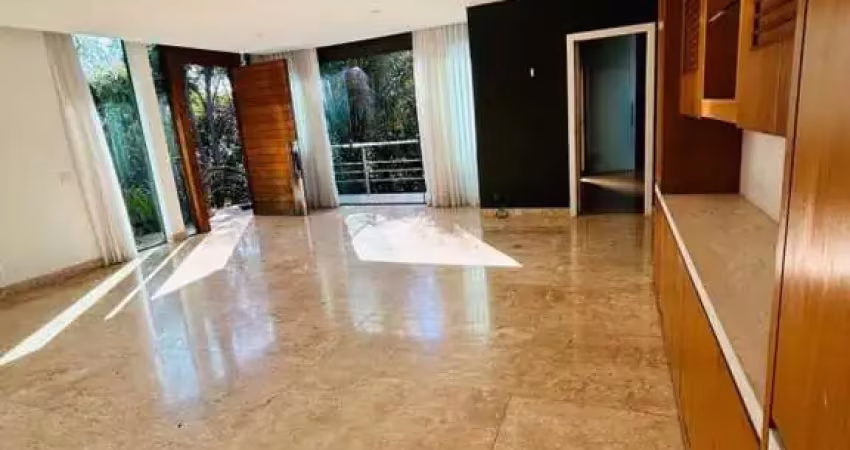Casa de condomínio com 4 quartos para alugar em nova lima