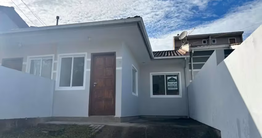 Bela casa geminada a avenda no bela vista -palhoça -sc