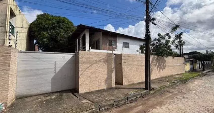 Casa com 5 quartos à venda na Rua Francisco Cortez, 224, Cordeiro, Recife