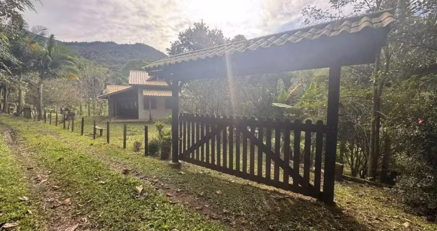 Chácara / sítio à venda no Egito, Antônio Carlos 