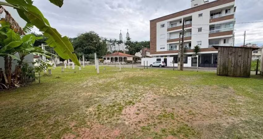 Terreno à venda no Centro, Antônio Carlos 