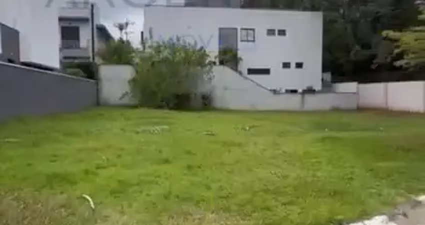 Terreno à venda na Avenida Expedicionário José Barca, Fazenda Rodeio, Mogi das Cruzes