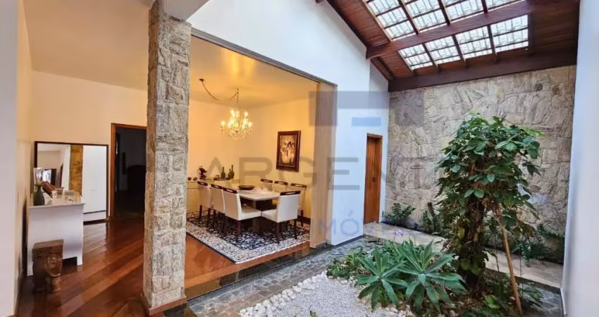 Sobrado excepcional na vila oliveira - 3 suítes e amplo terreno