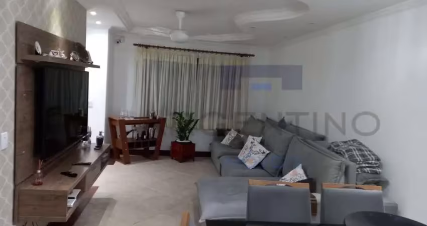 Casa com 3 quartos à venda na Rua Jean Dornauf, Vila Oliveira, Mogi das Cruzes