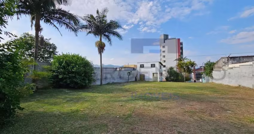 Casa comercial para alugar na Avenida São Paulo, Jardim Armênia, Mogi das Cruzes