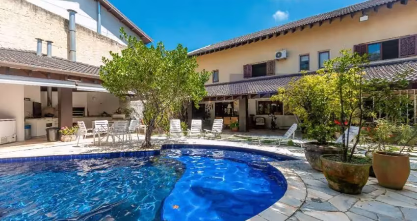 Casa no coração da vila oliveira! terreno de 1.200m²