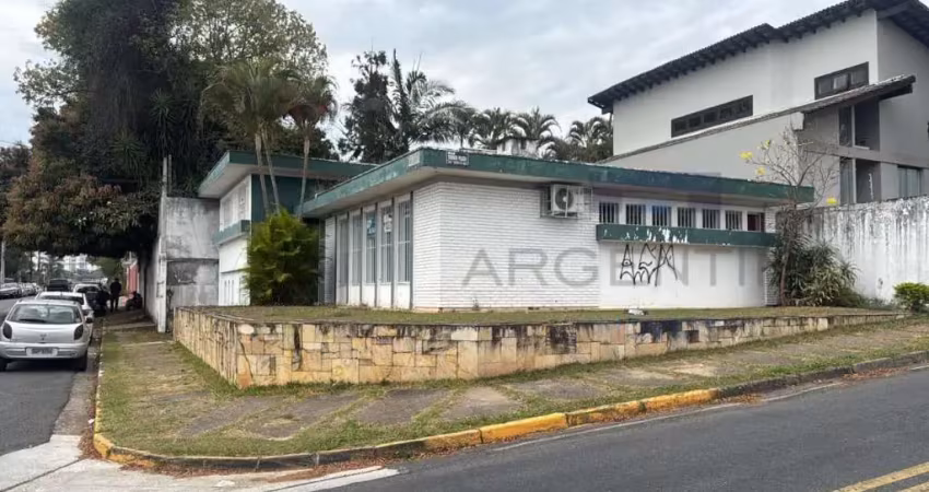 Casa comercial de esquina | vila oliveira - mogi das cruzes