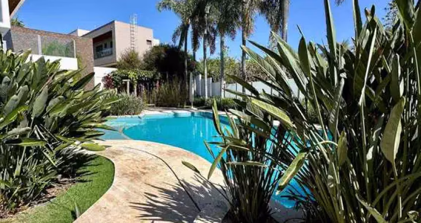 Casa em condomínio fechado com 4 quartos à venda na Avenida Diógenes Dolival Sampaio, 10, Jardins Milão, Goiânia